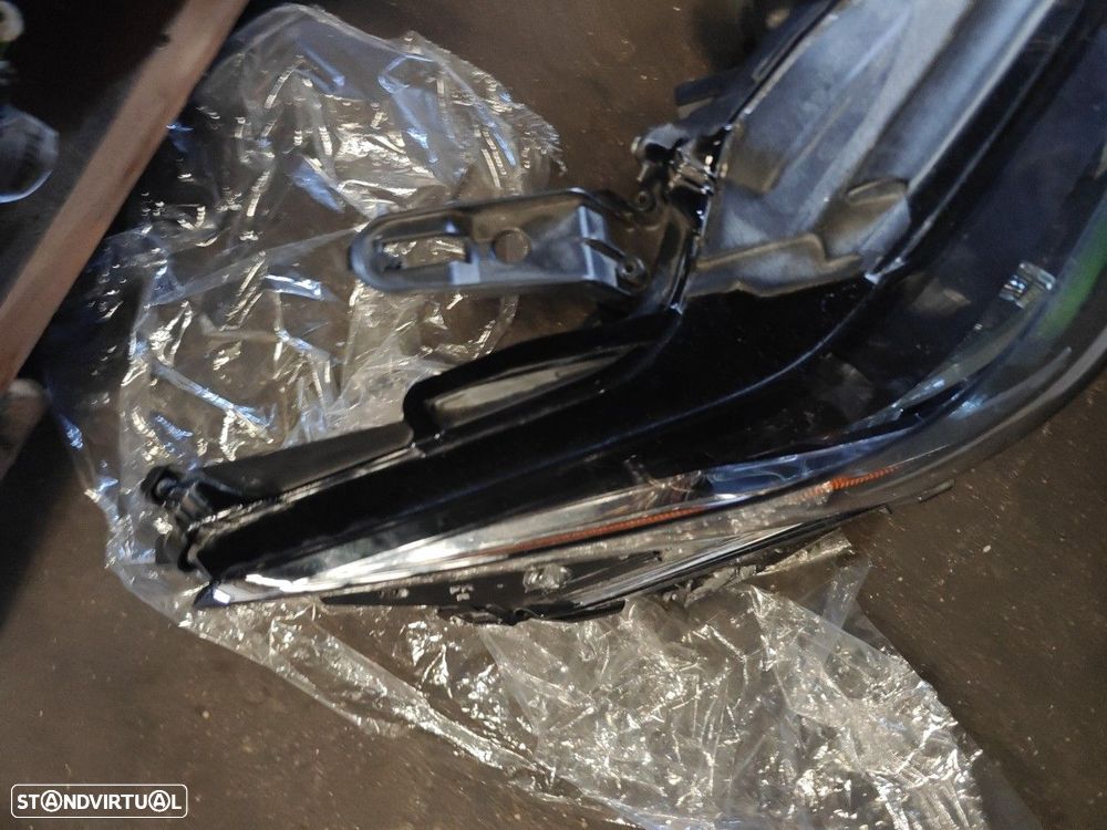 Farol Frente Esquerdo / Otica Esquerda Lexus Es (_Z10_, _A10_, _H10_) - 3
