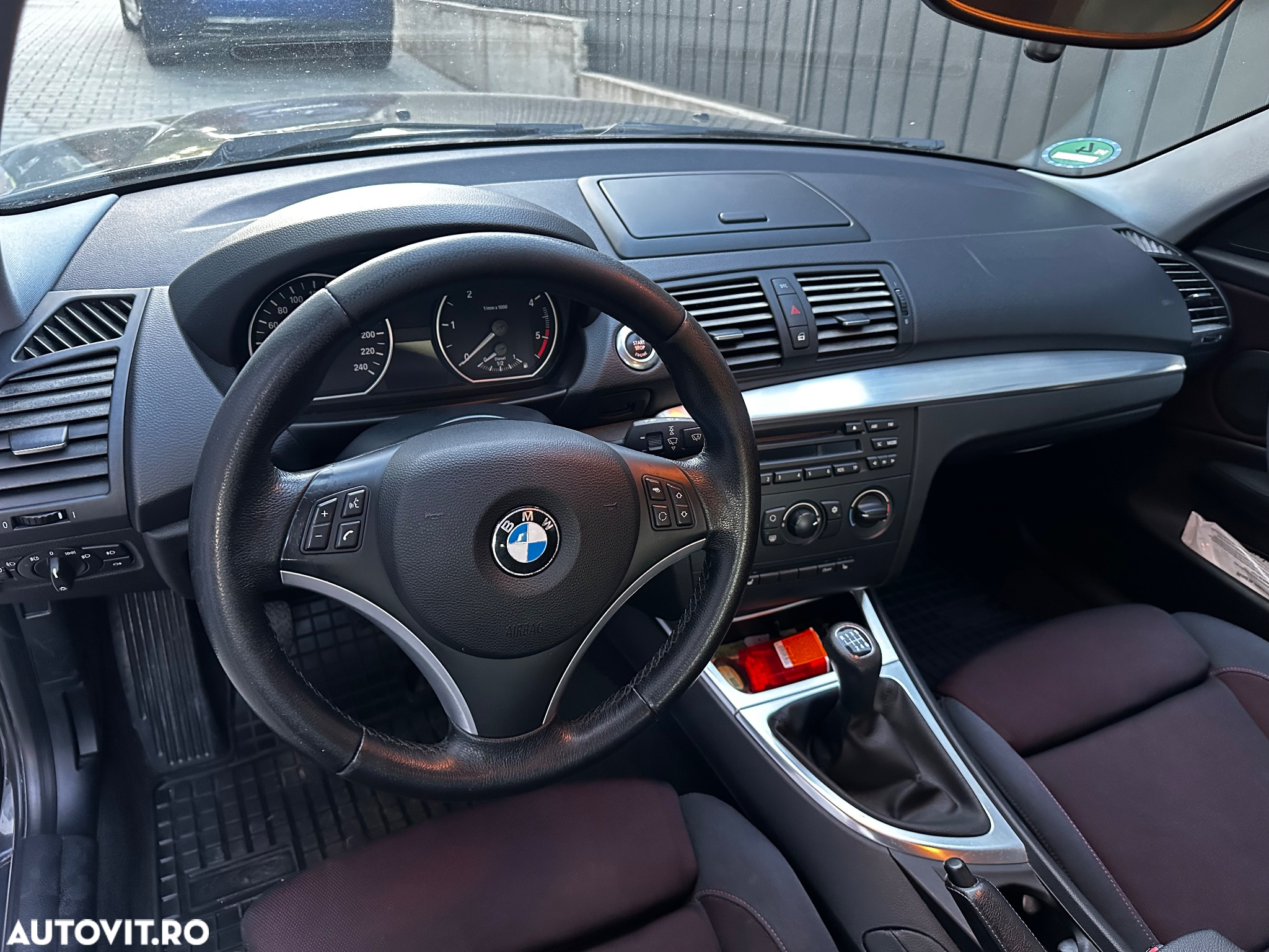 BMW Seria 1 118d - 7