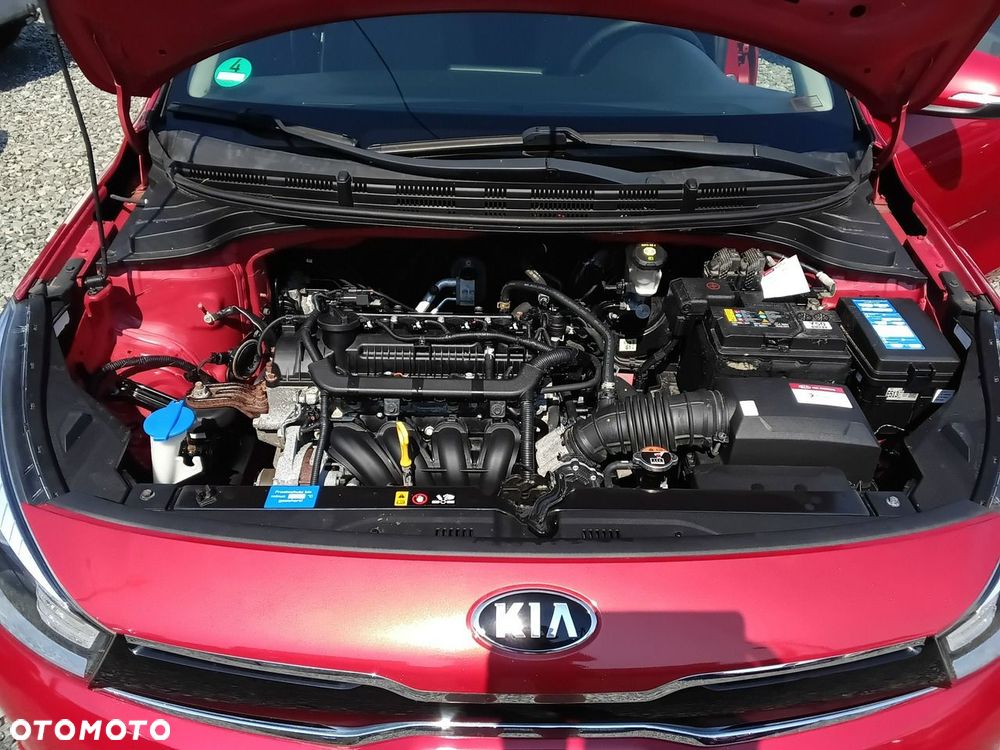 Kia Rio - 33