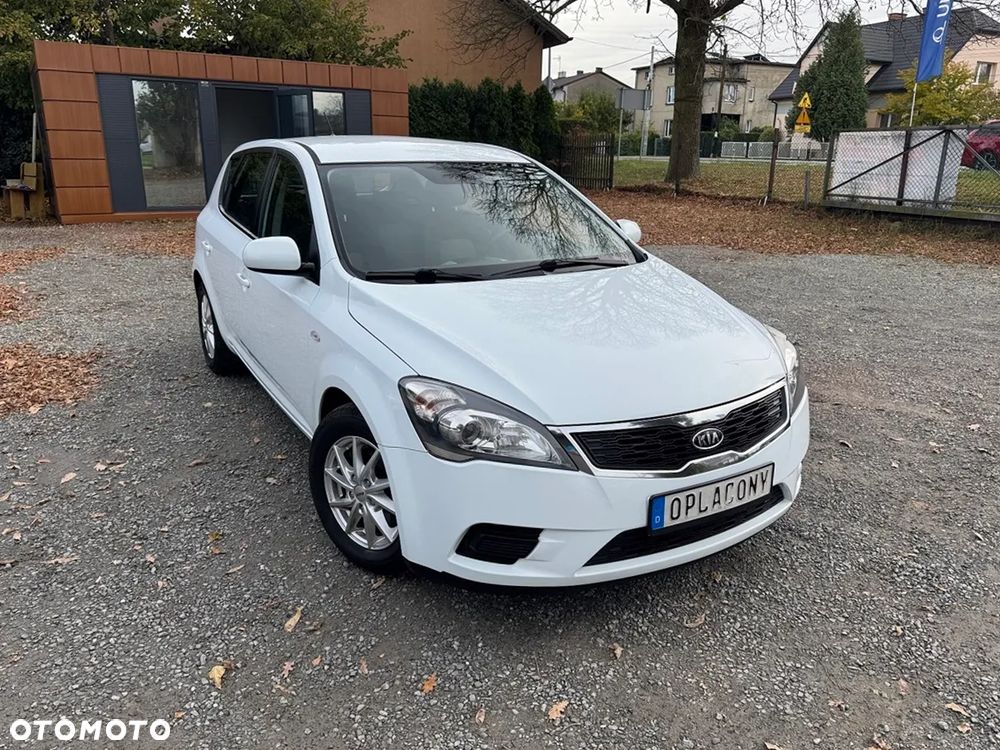 Kia Ceed - 15