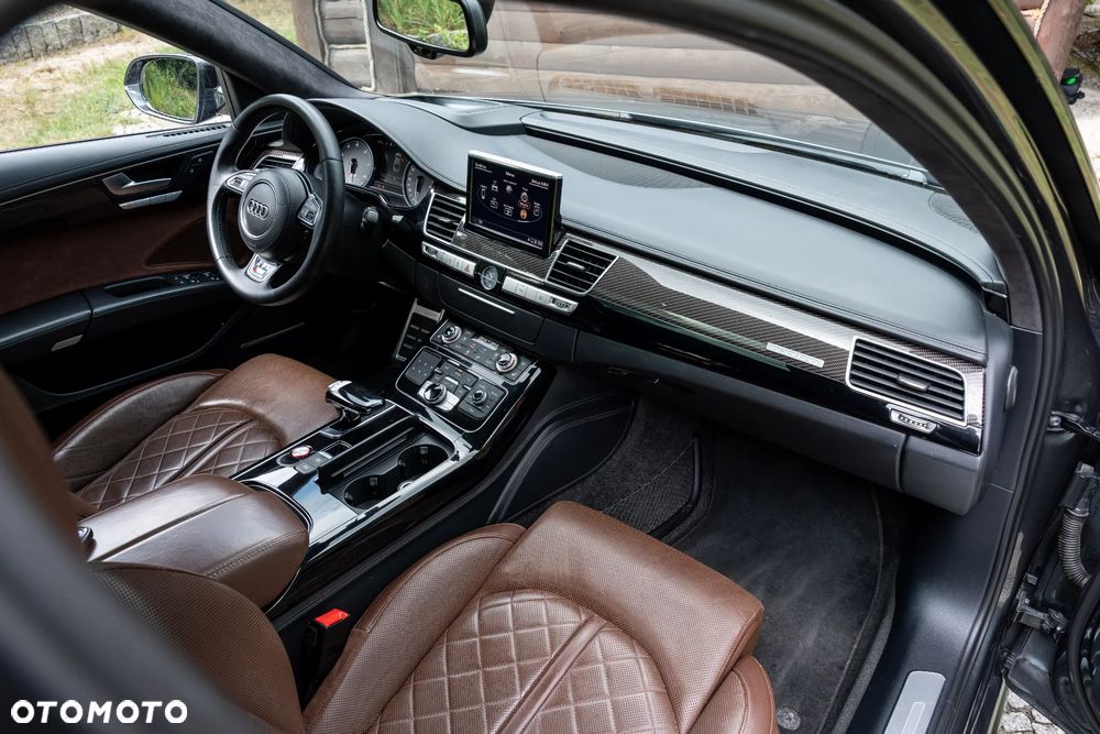 Audi S8 Plus 4.0 TFSI Quattro - 26