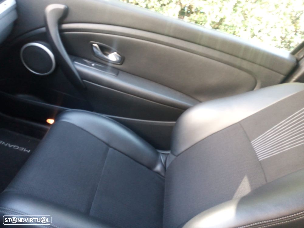 Renault Mégane Coupe 1.5 dCi Dynamique S - 13