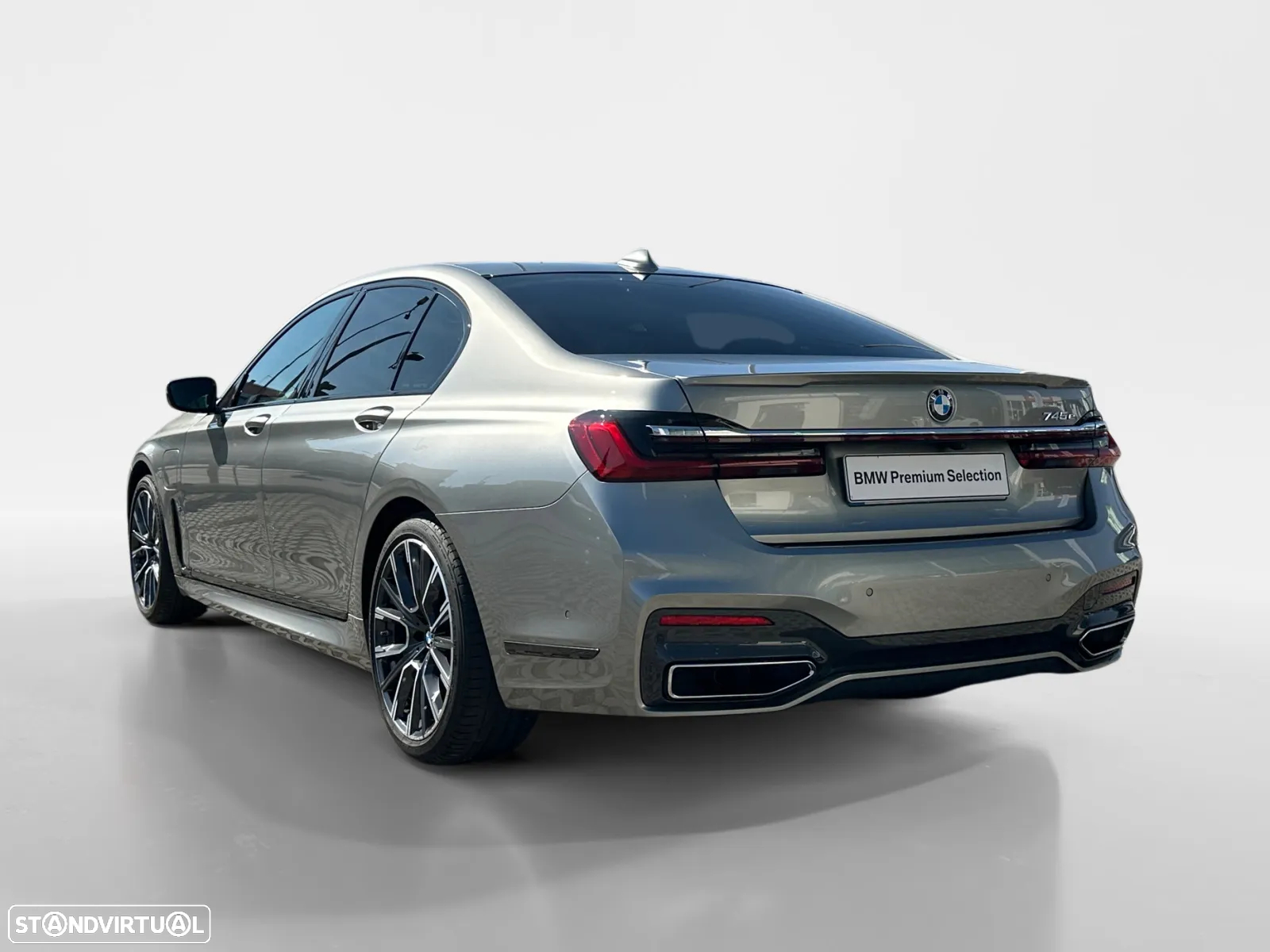 BMW 745 e iPerformance Pack M Auto - 4
