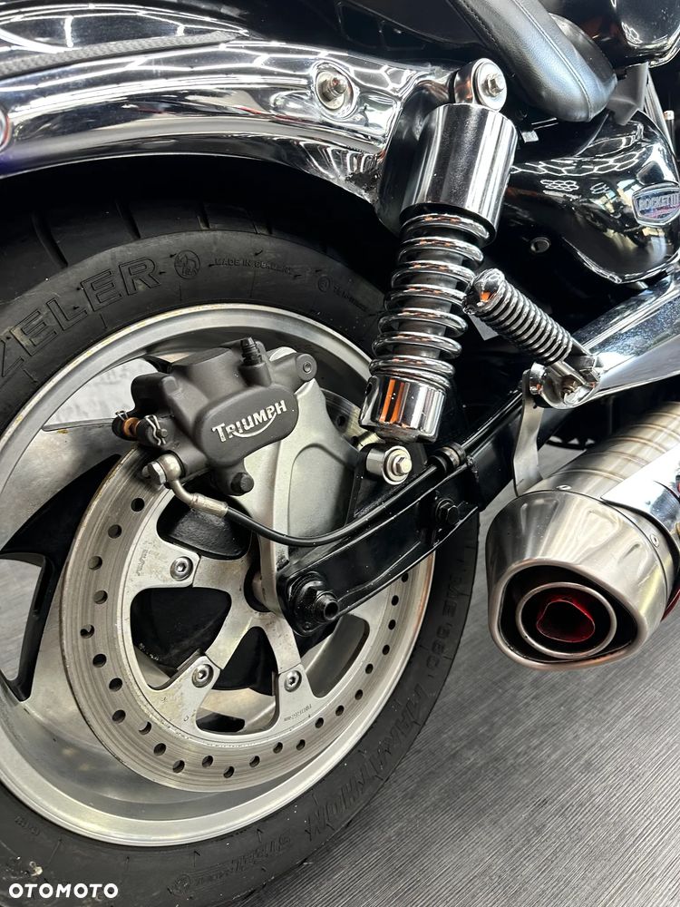 Triumph Rocket - 14
