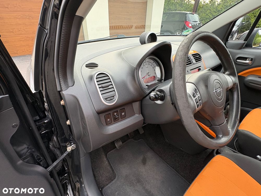 Opel Agila 1.2 16 V Njoy - 21