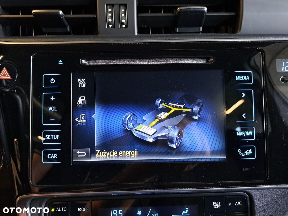 Toyota Auris - 24