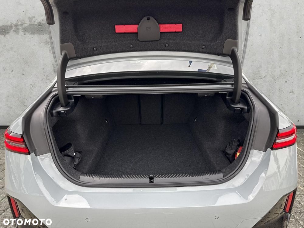 BMW Seria 5 - 18