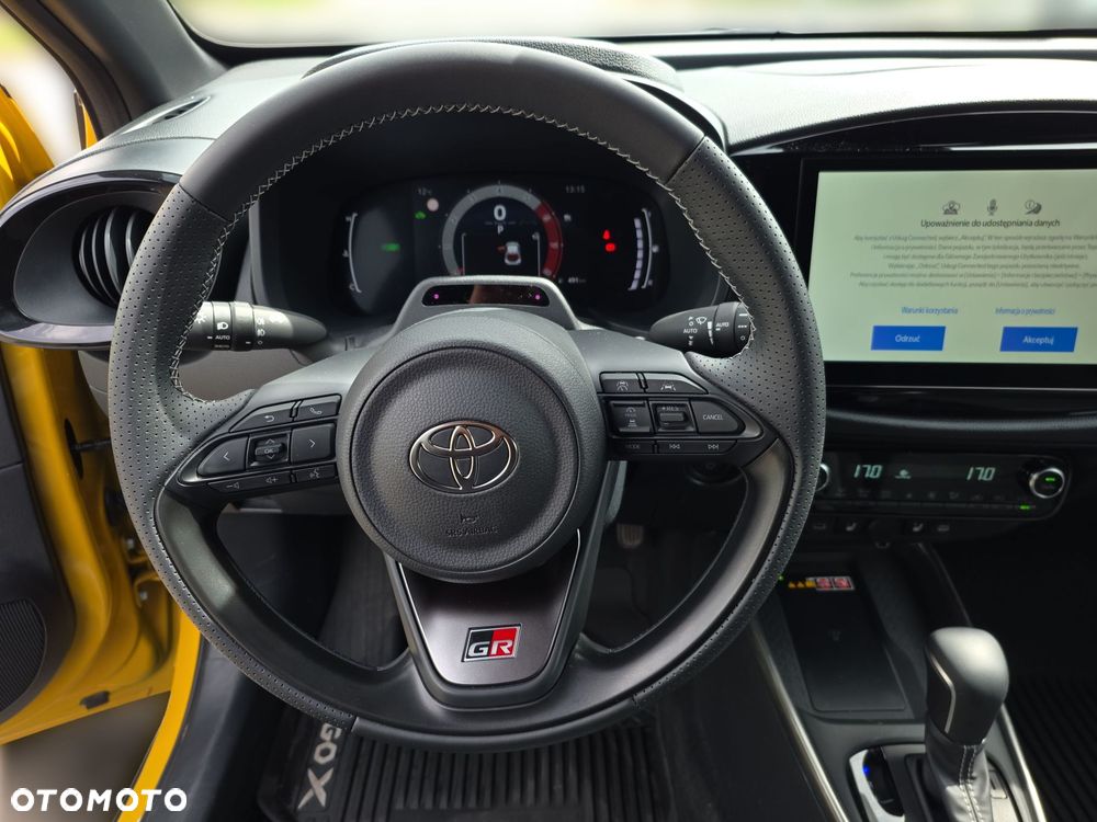 Toyota Aygo X Hybrid 1.5 Style e-CVT - 16