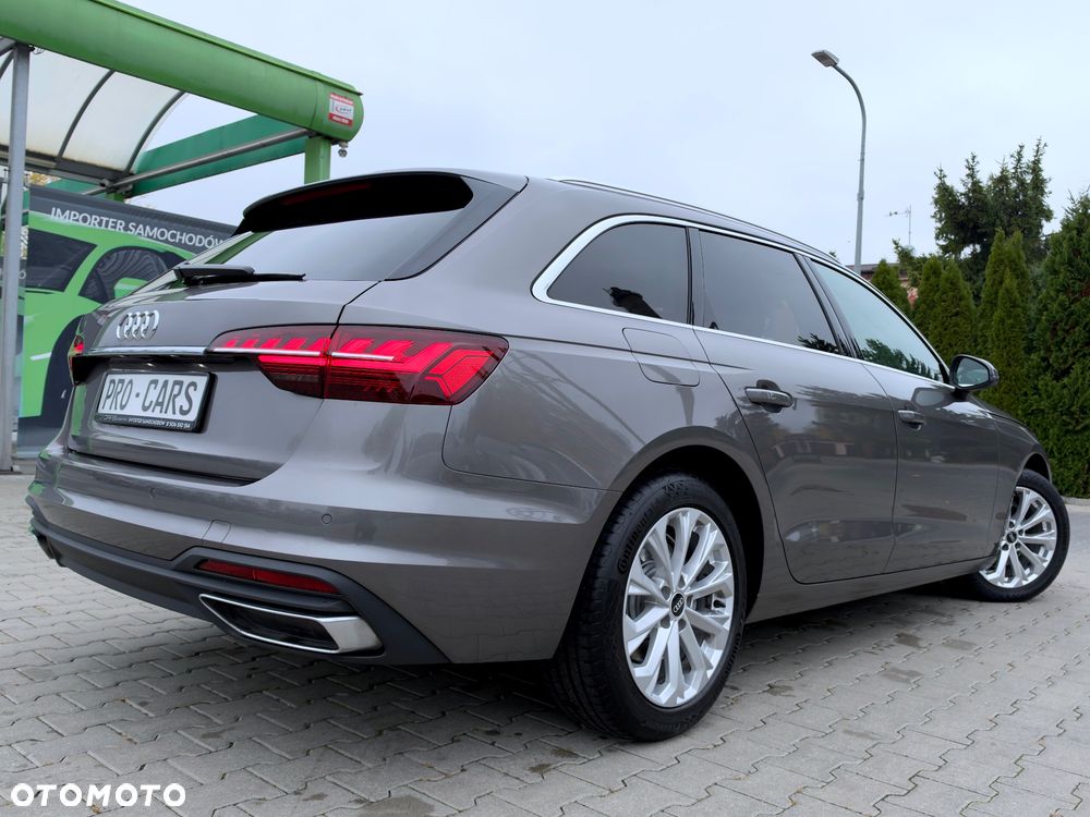 Audi A4 Avant 2021 photo 4