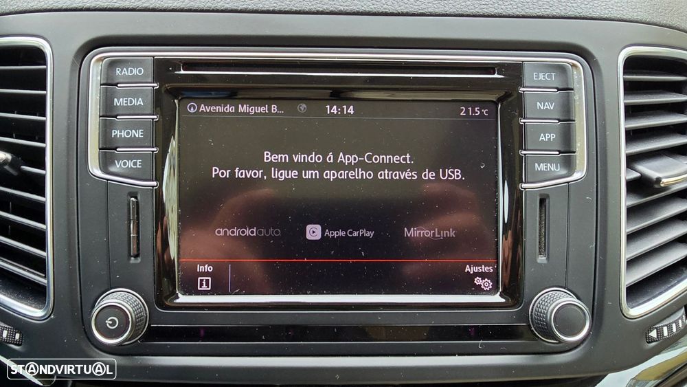 VW Sharan 2.0 TDI Blue Highline - 24