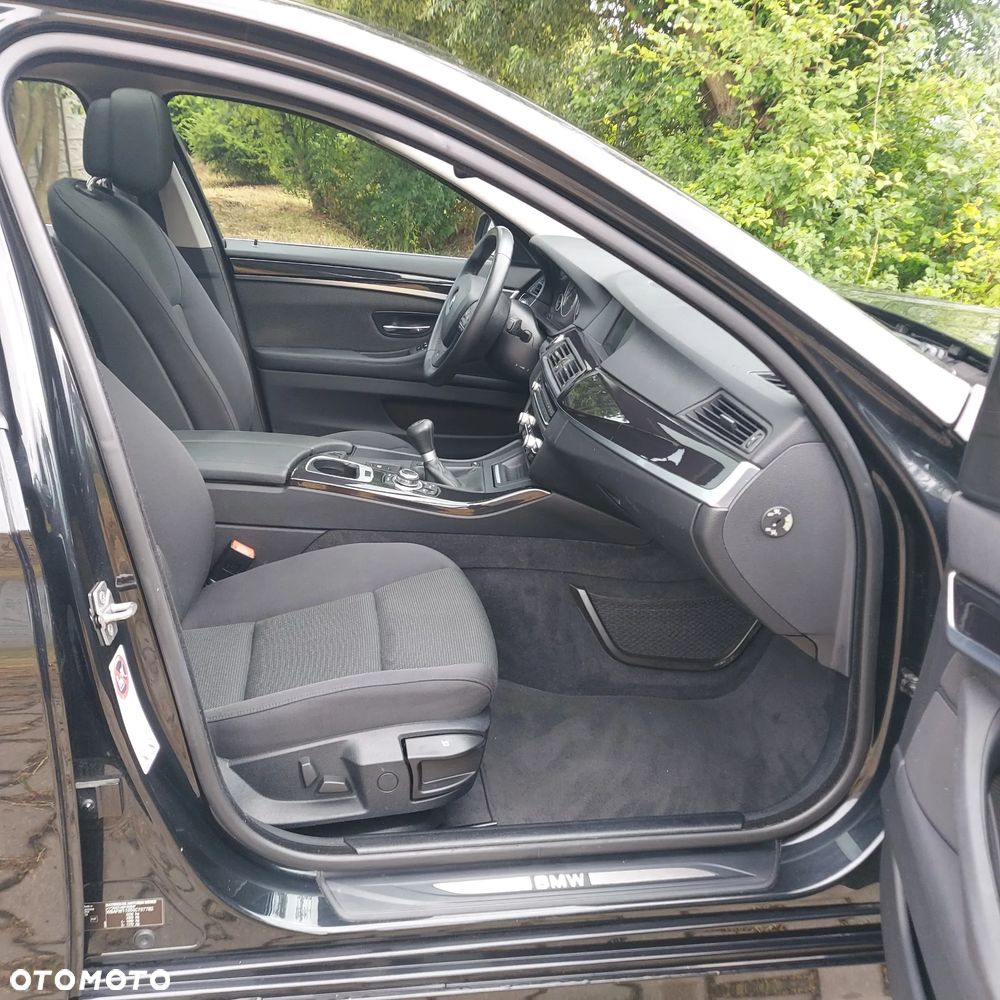 BMW Seria 5 520d Modern Line - 9