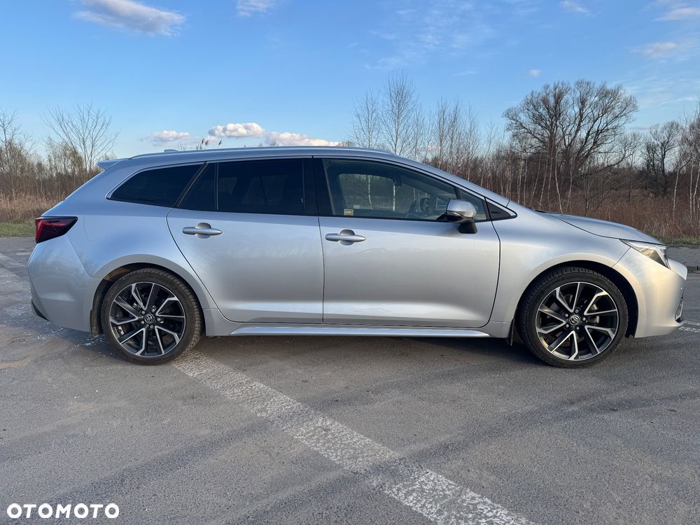 Toyota Corolla 2.0 Hybrid Executive - 2