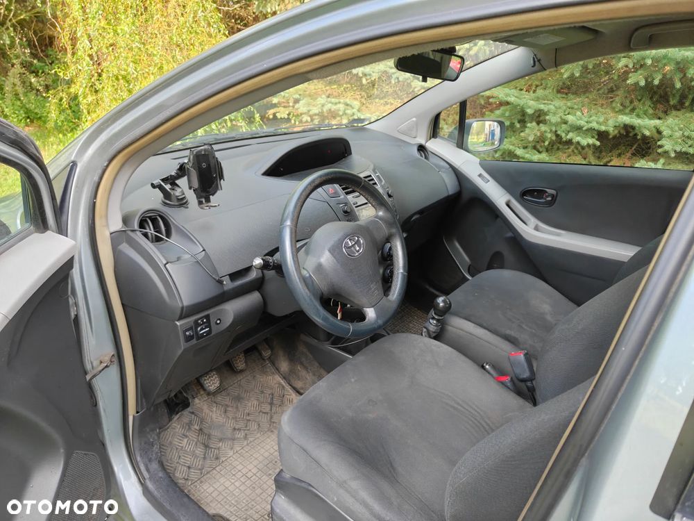 Toyota Yaris 1.4 D-4D Luna EU5 - 8