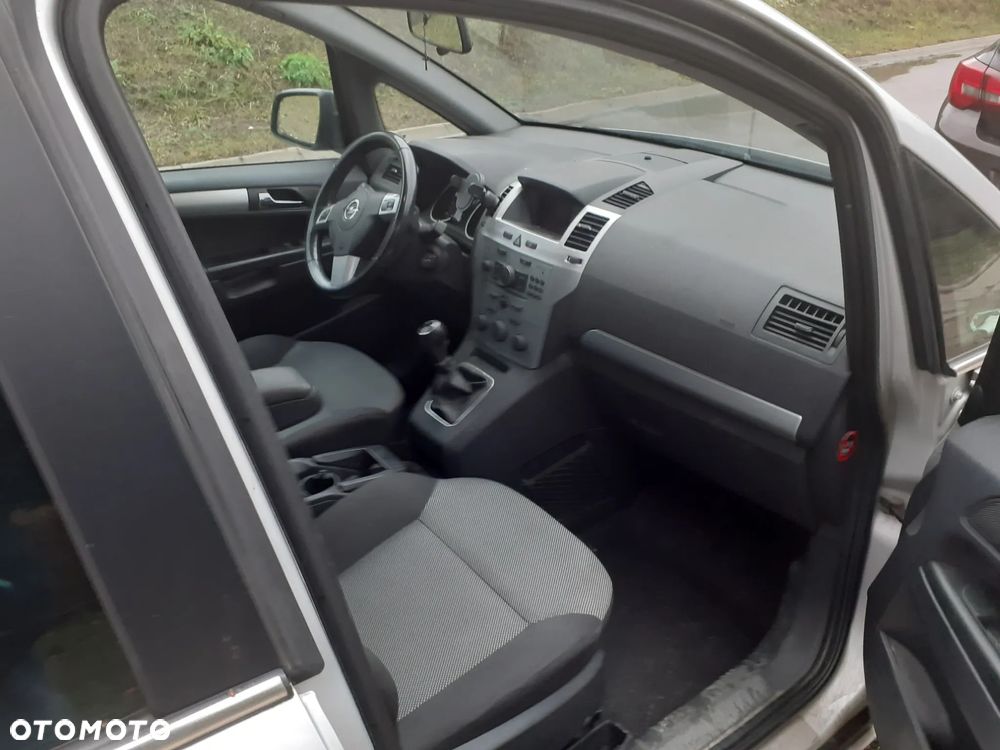 Opel Zafira 1.8 Enjoy - 13