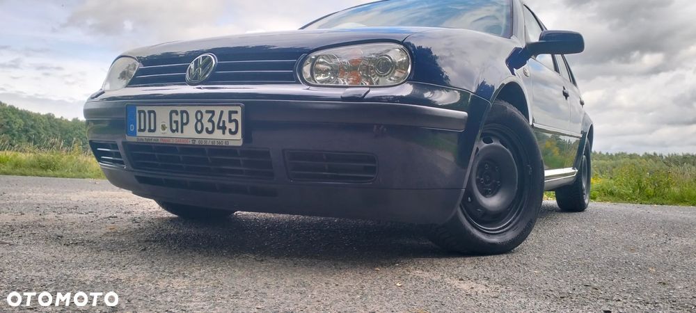 Volkswagen Golf 1.6 - 8