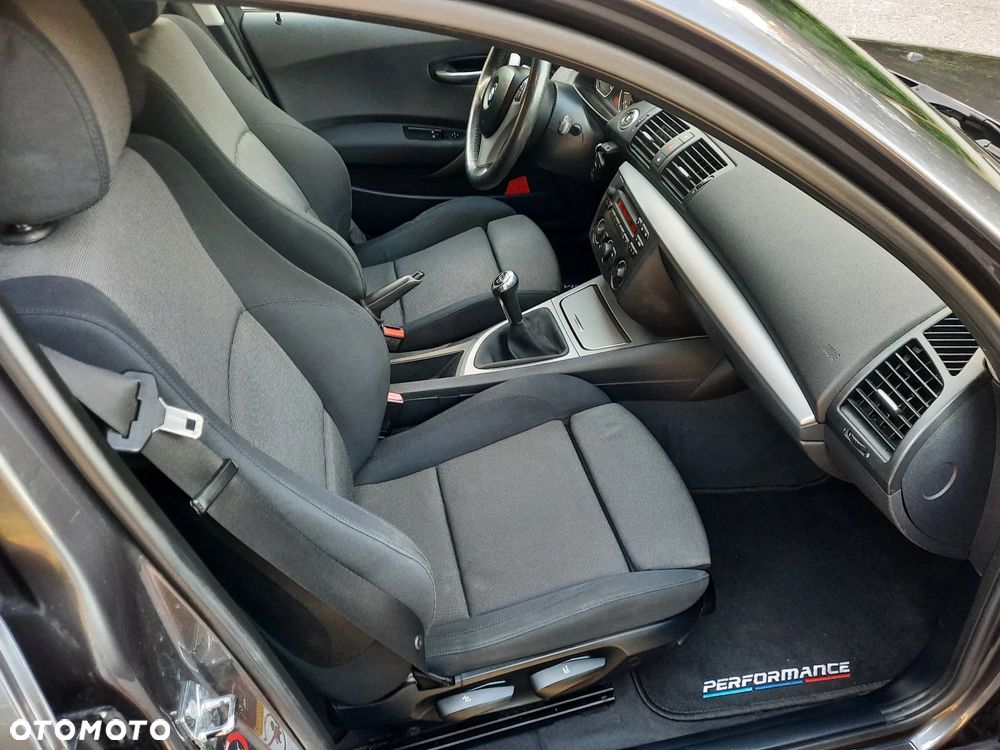 BMW Seria 1 - 9