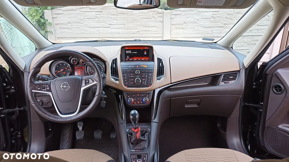 Opel Zafira - 13