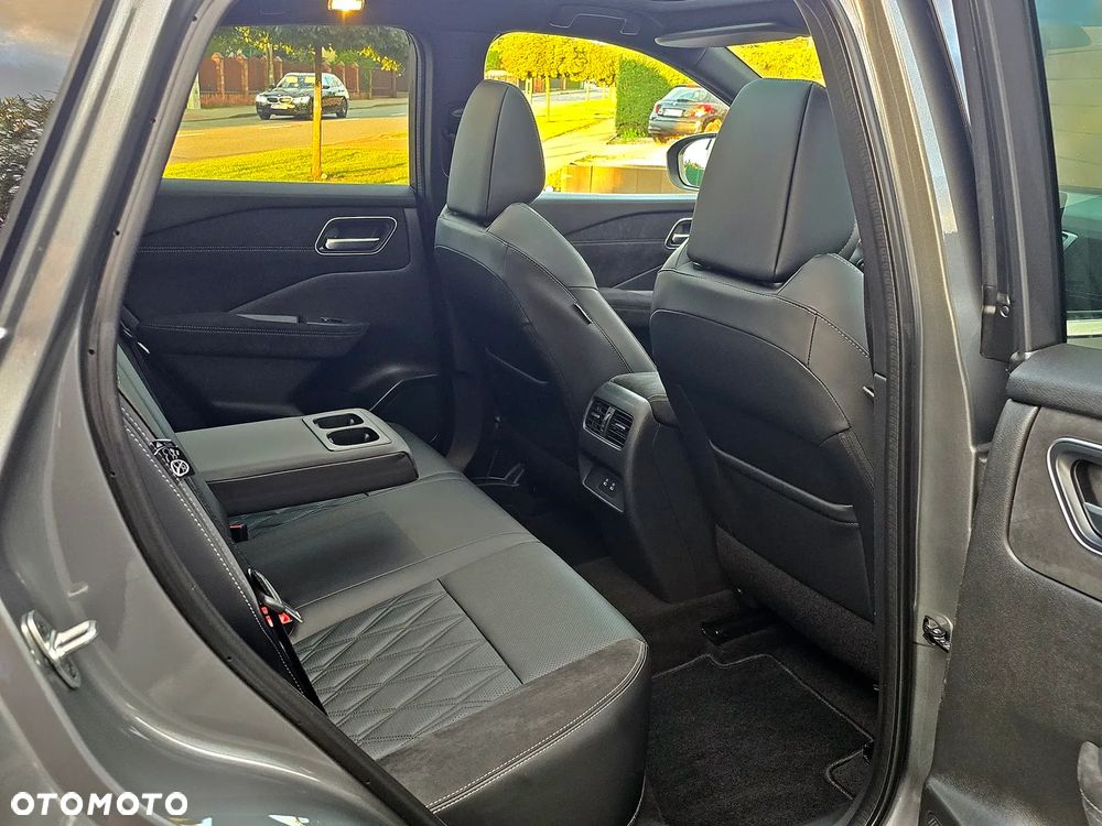 Nissan Qashqai 1.3 DIG-T MHEV Xtronic Tekna+ - 19