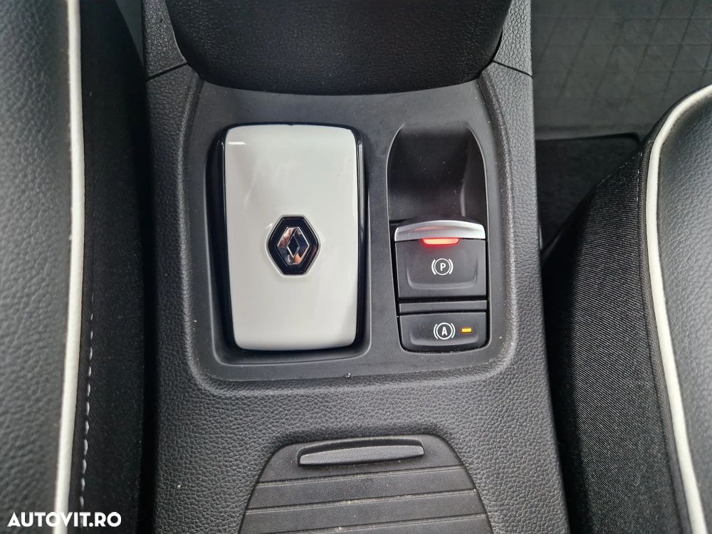 Renault Clio - 19