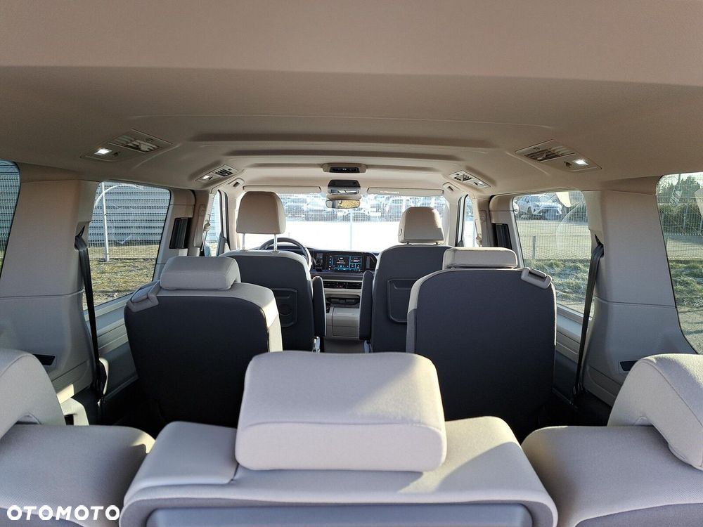 Volkswagen Multivan - 26