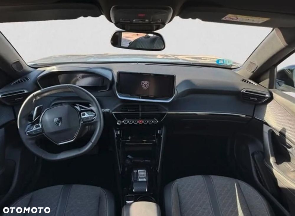 Peugeot 2008 - 10