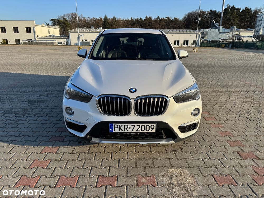 BMW X1 sDrive18i - 1