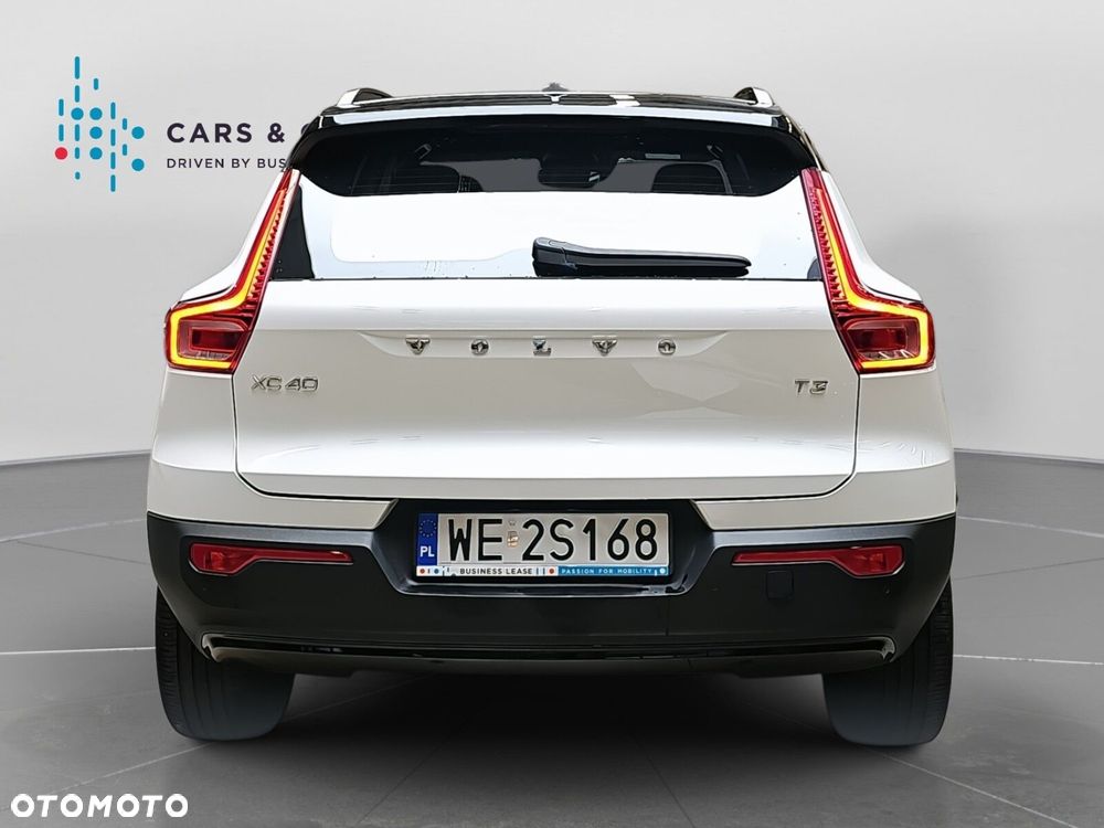 Volvo XC 40 T3 R-Design - 24