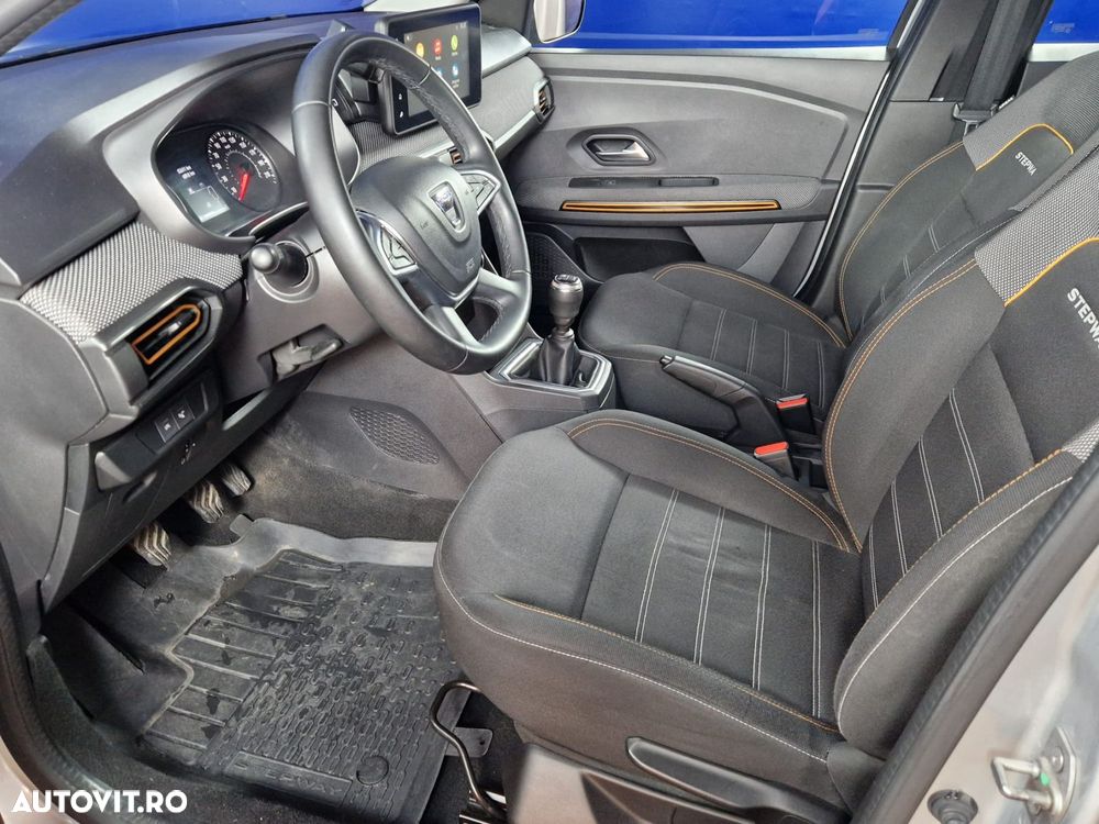 Dacia Sandero - 11