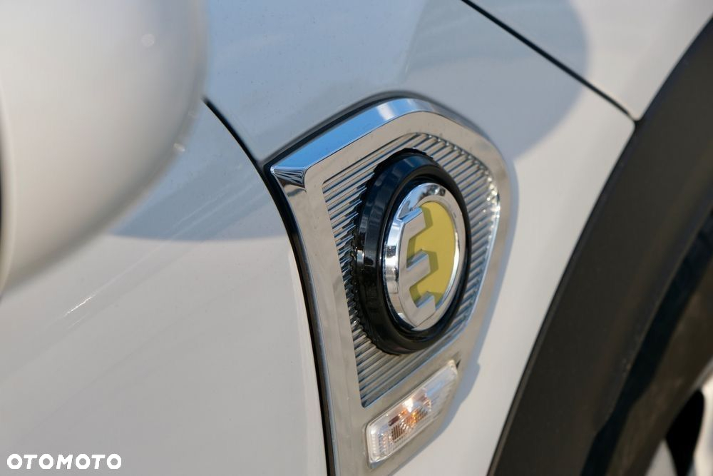 MINI Countryman Cooper S E ALL4 - 11