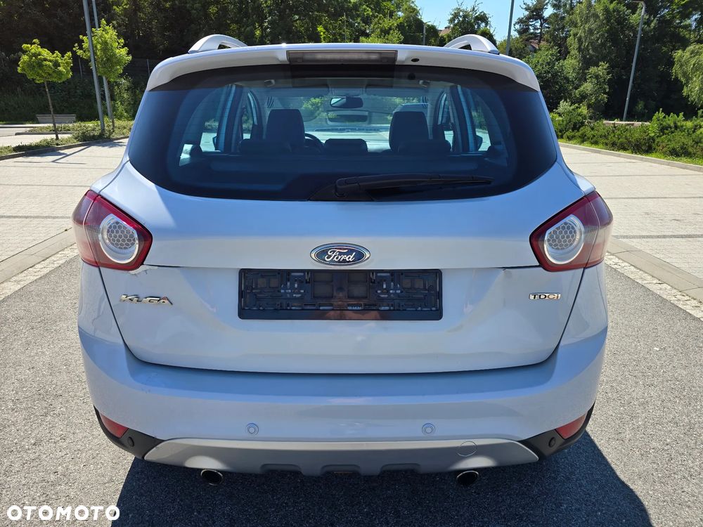 Ford Kuga 2.0 TDCi 4x4 Titanium - 32