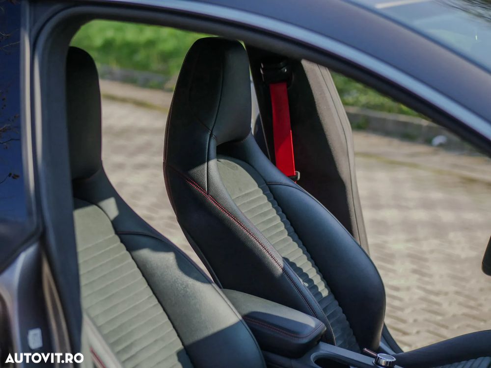 Mercedes-Benz CLA 250 Shooting Brake 4Matic 7G-DCT Sport - 16