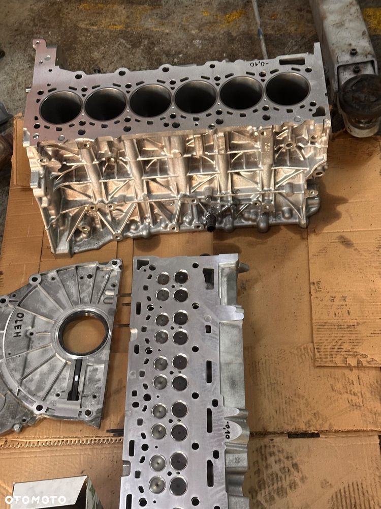 BMW 5GT 535d xDrive Tursimo Modern Line - 34