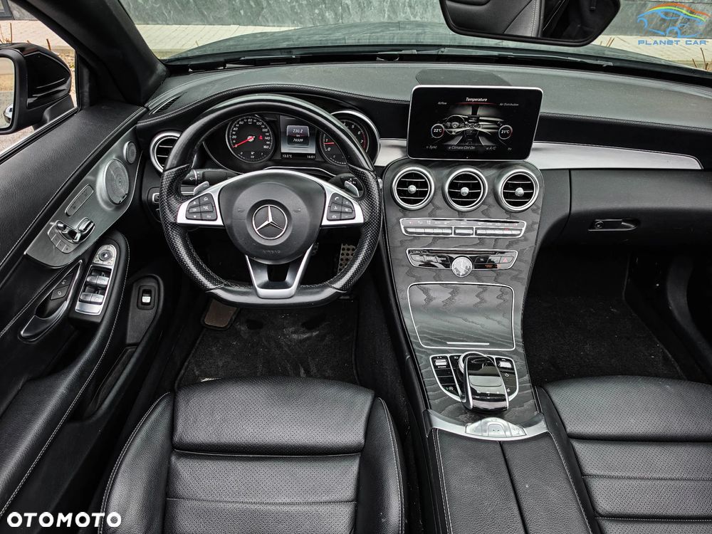 Mercedes-Benz Klasa C 300 4Matic 9G-TRONIC AMG Line - 27