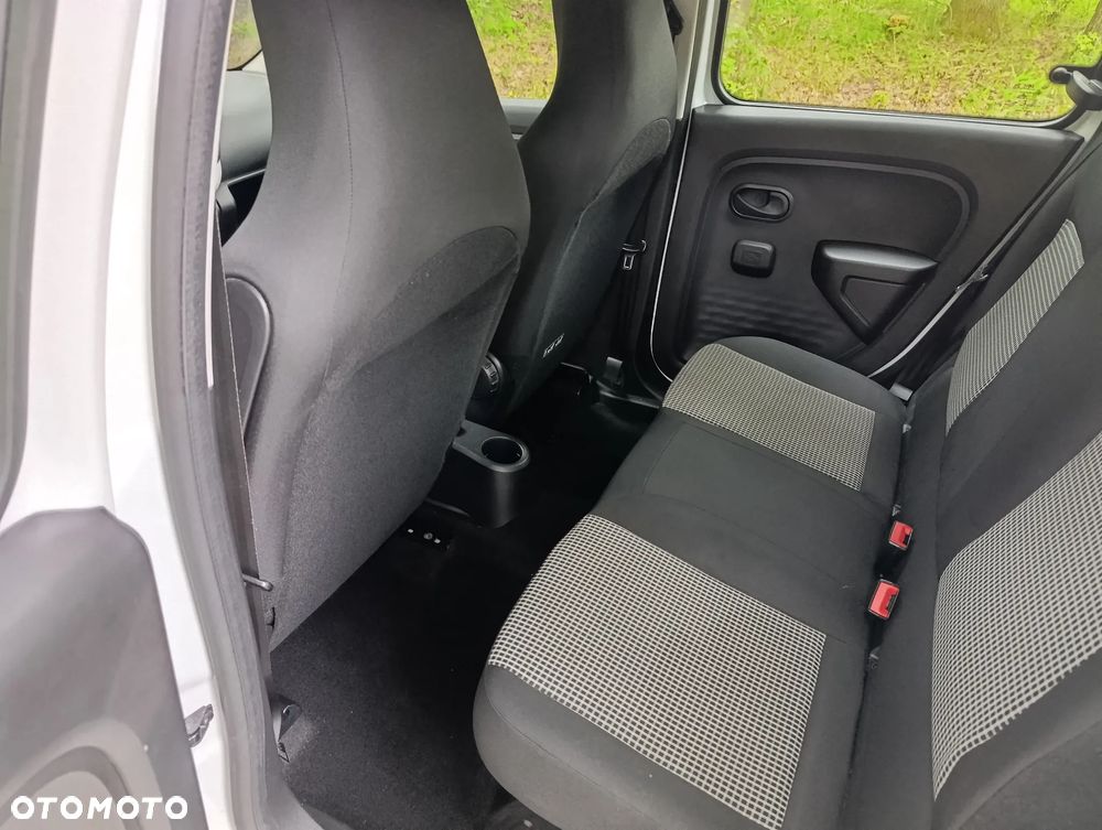 Renault Twingo SCe 70 Start&Stop Cosmic - 17