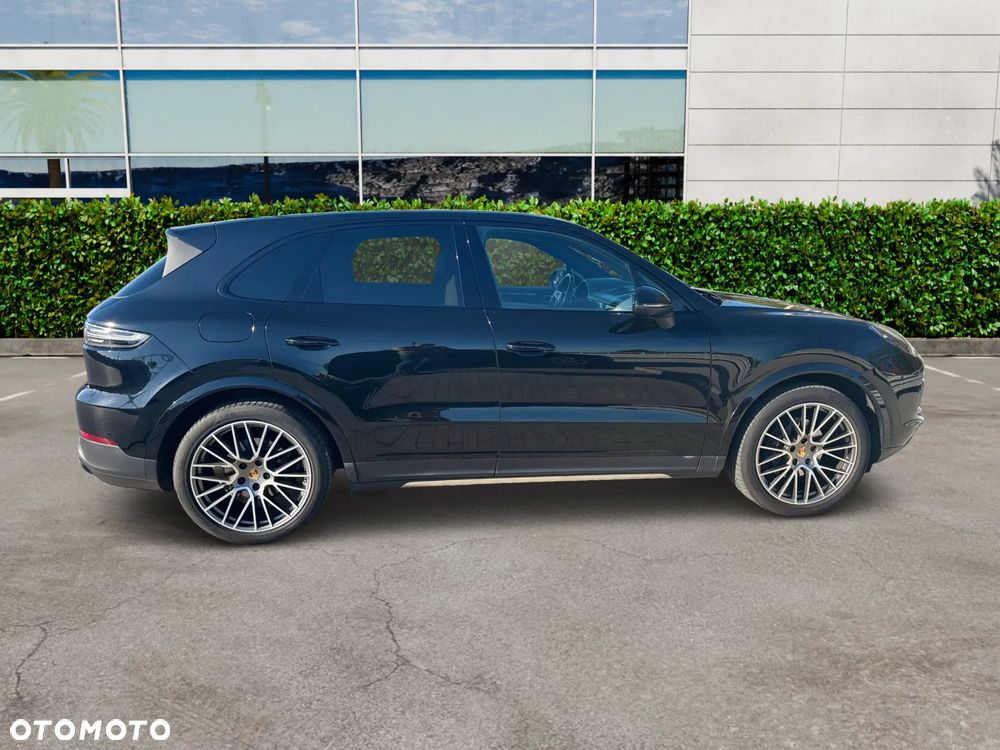 Porsche Cayenne Platinum Edition - 3
