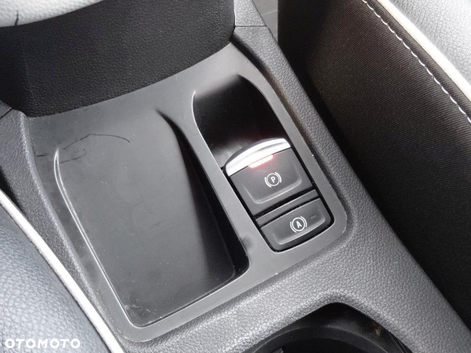 Renault Clio - 25