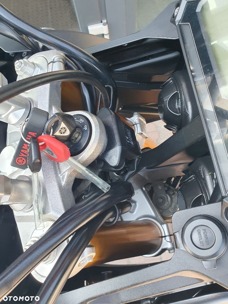 Yamaha Super Tenere - 33