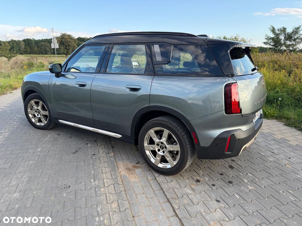 MINI Countryman S ALL4 John Cooper Works Trim - 12