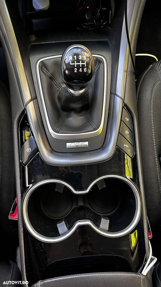 Ford Mondeo - 5