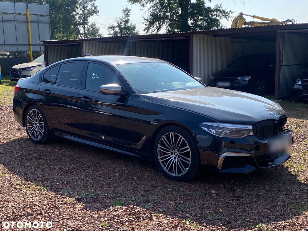 BMW Seria 5 M550i xDrive sport - 1