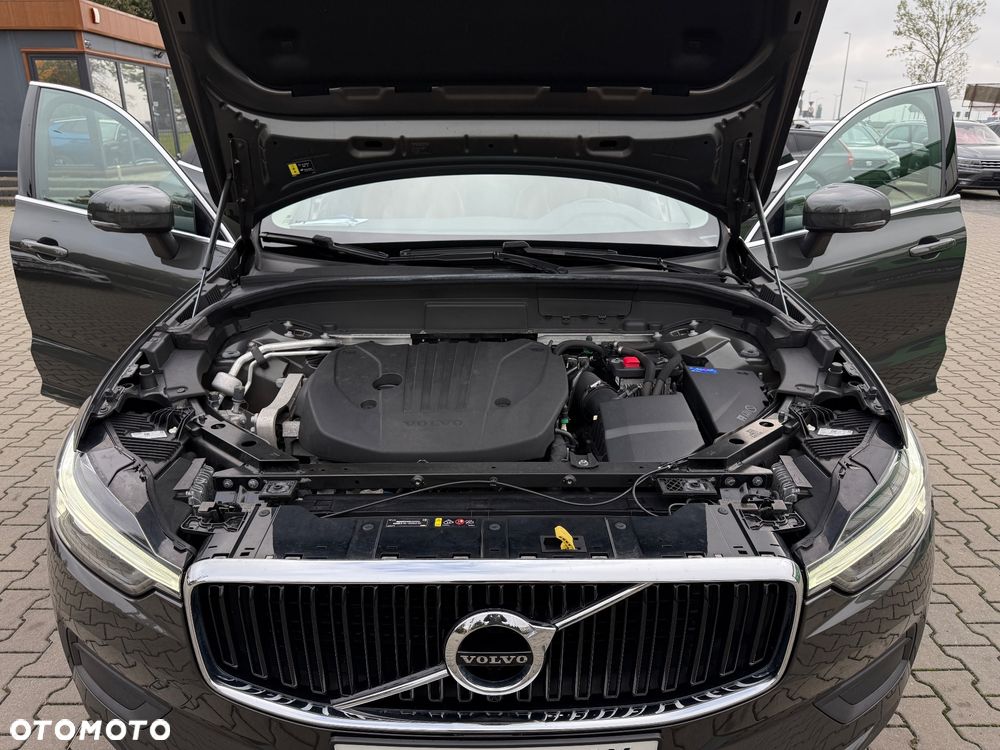 Volvo XC 60 B4 B Geartronic Momentum Pro - 31