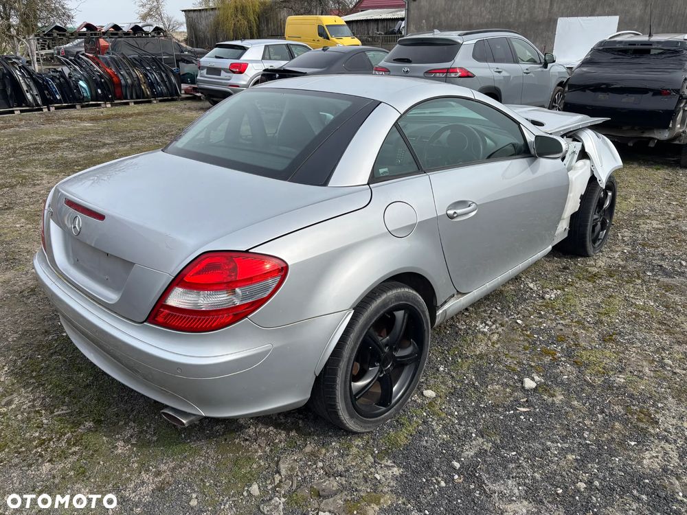 Mercedes SLK 171 04- czesci karoseria maska dach zderzak drzwi lampa - 2