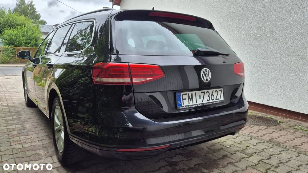 Volkswagen Passat 2.0 TDI (BlueMotion Technology) Comfortline - 4