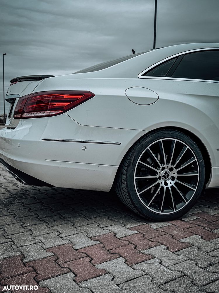 Mercedes-Benz E 200 4MATIC Aut. - 3