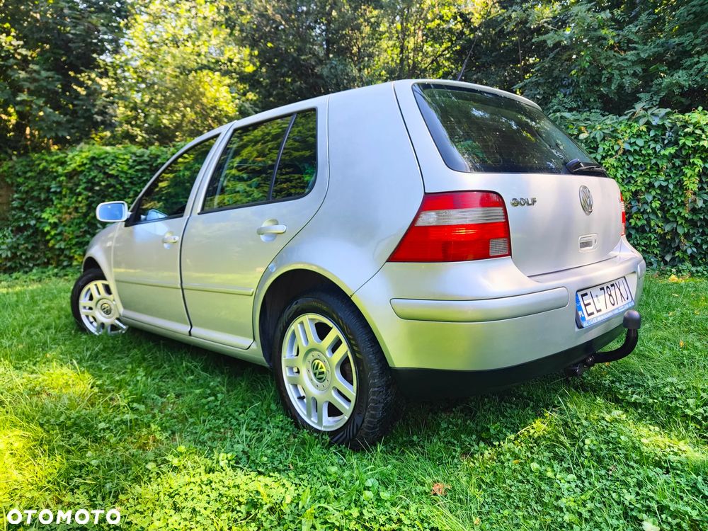 Volkswagen Golf - 9