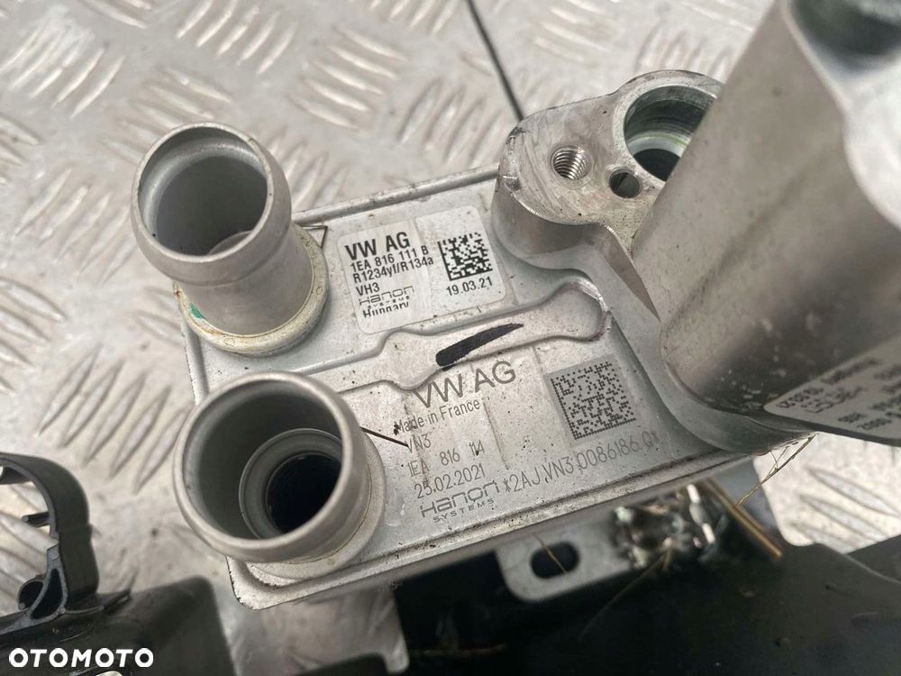 VOLKSWAGEN ID4 WYMIENNIK CIEPŁA IDEAŁ 1EA816111B 1EA816590B - 5