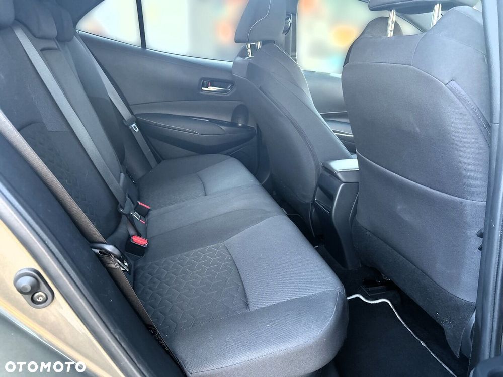 Toyota Corolla - 16