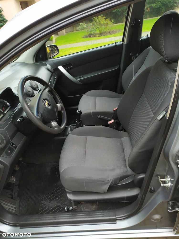 Chevrolet Aveo 1.2 16V Base+ - 5