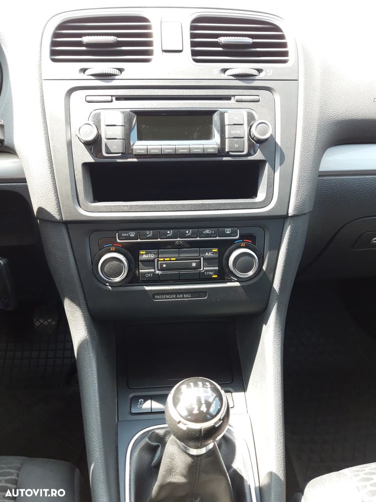 Volkswagen Golf 1.6 TDI DPF Trendline - 10