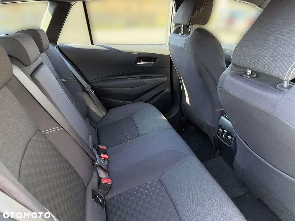 Toyota Corolla 2.0 Hybrid Comfort - 11